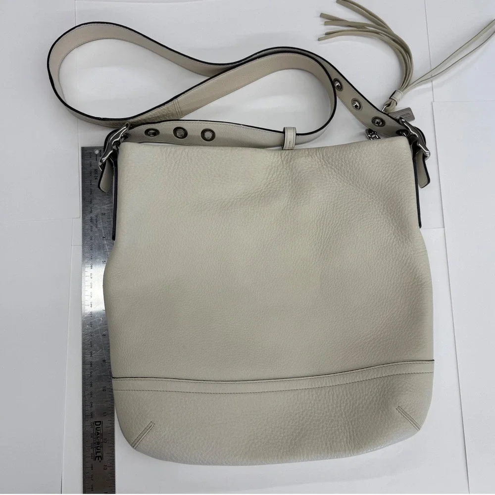 Coach Legacy 1428 Cream Pebbled Leather Hobo Cross body Off White Tassel Handbag
